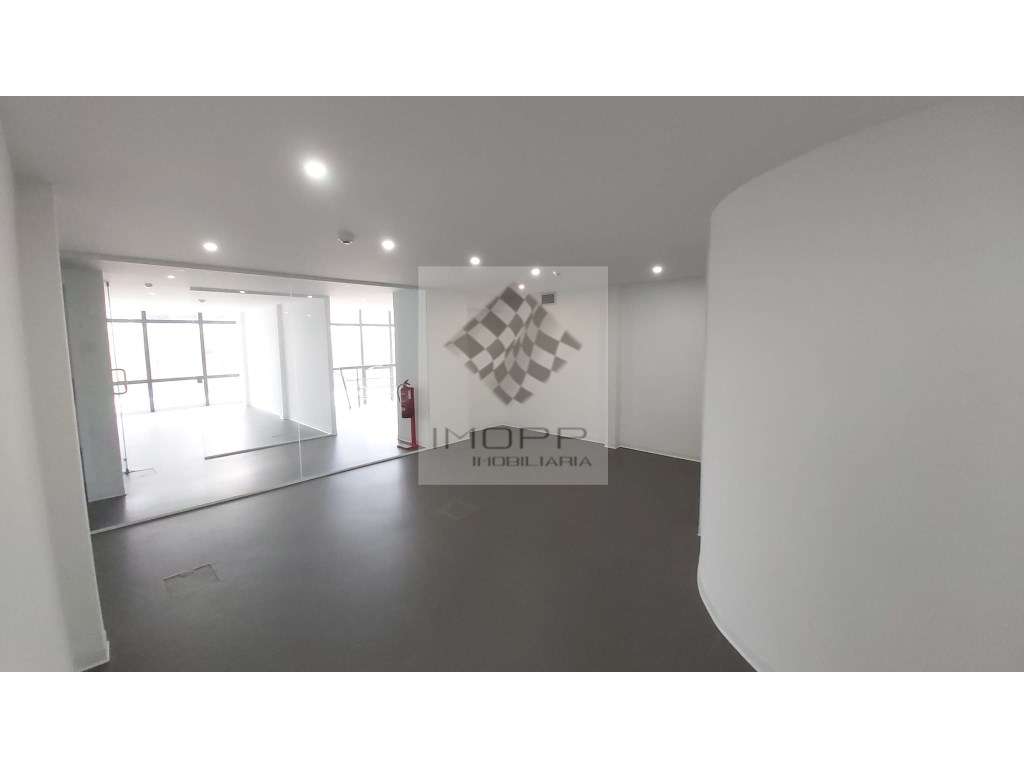 Fabuloso escritório em Benfica - Grande imagem: 5/21