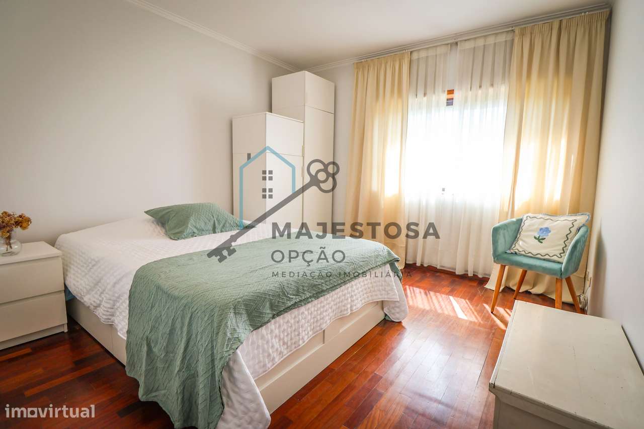 Apartamento T3 com Excelente Localização — São Vicente, Braga-16