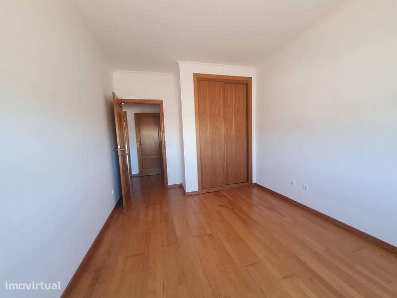 Apartamento T3 com garagem e arrecadação no Montijo - Grande imagem: 4/16