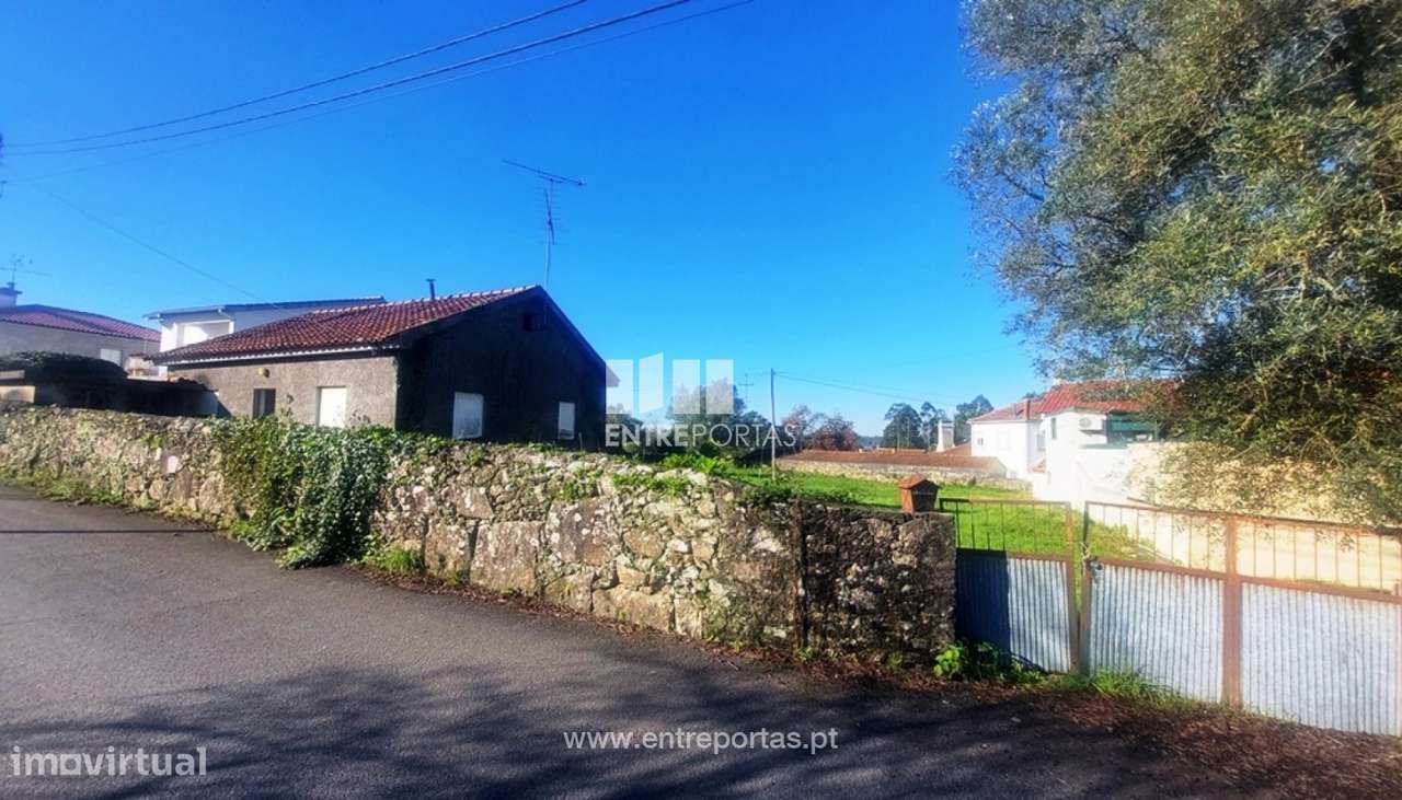 Venda de moradia V2 p/ restauro, Barroselas, Viana do Castelo - Grande imagem: 2/30