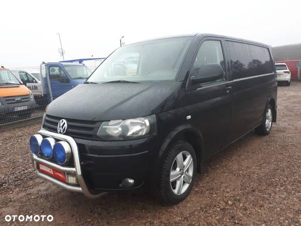 Volkswagen Transporter - 1