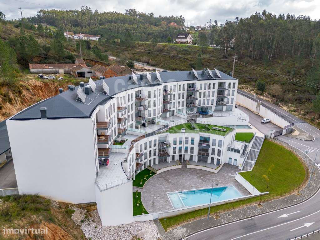 Apartamento T4 de arquitetura moderna junto da cidade, Pombal -Leiria-37