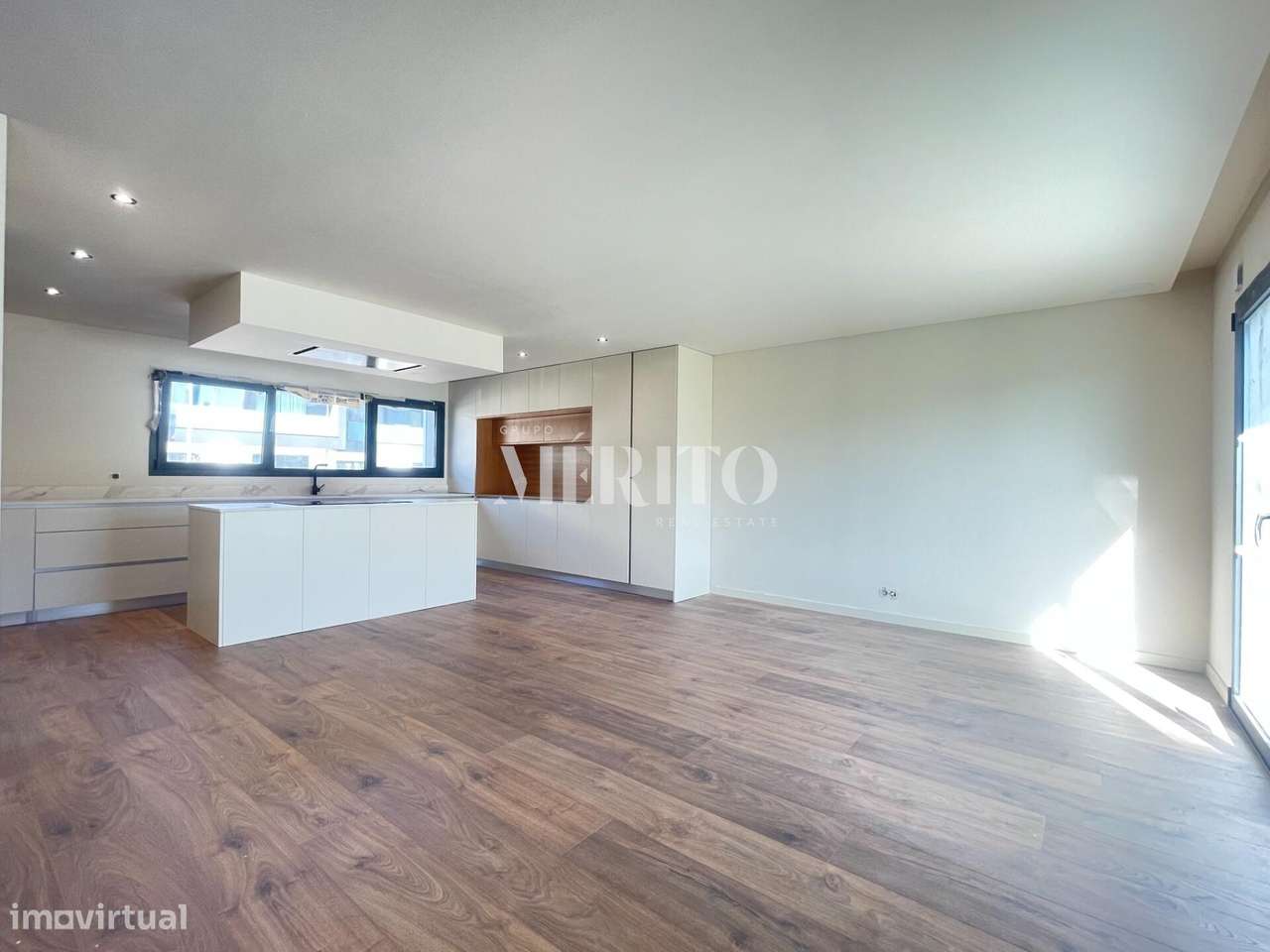 Moradia Gaveto com 3 Suites - Grande imagem: 5/30