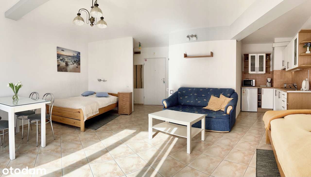 Słoneczna kawalerka w kołobrzeskim PORCIE-5