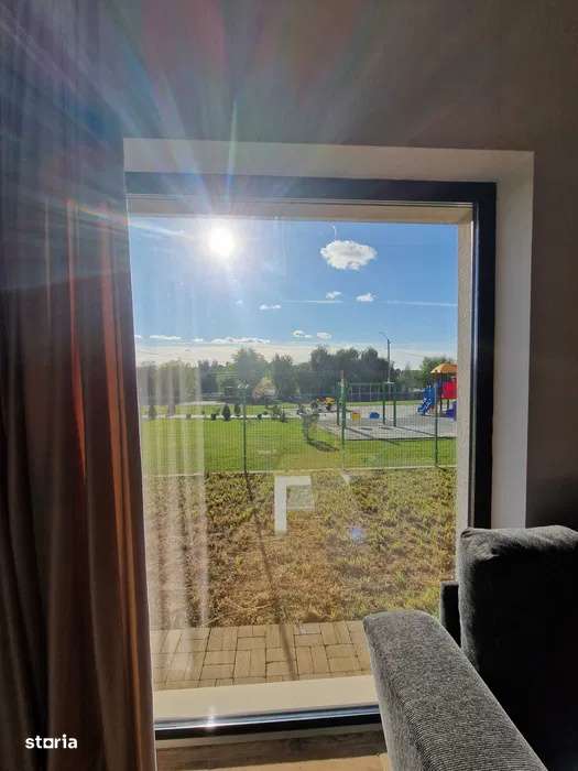 Inchiriere Casa 3 camere / Tunari / Loc de joaca pentru copii / - Imagine principală: 4/8