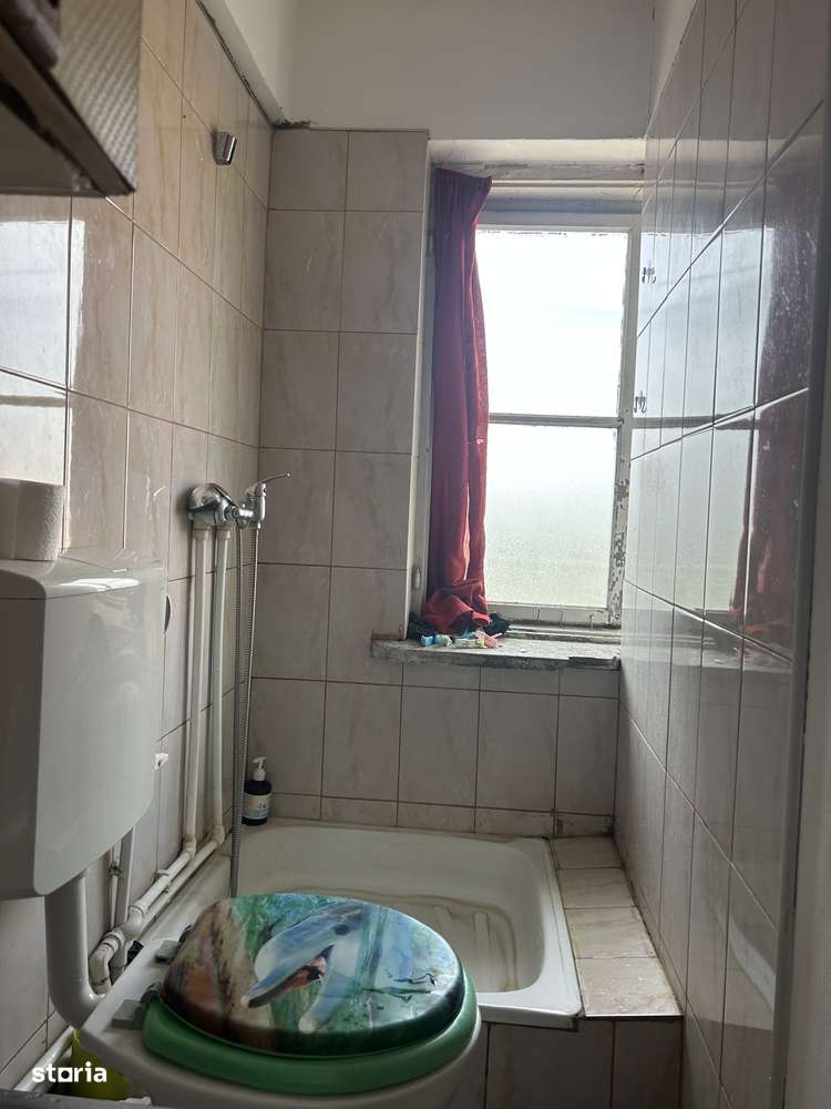 Vând cameră cămin cu baie și bucătărie proprie - Imagine principală: 5/5