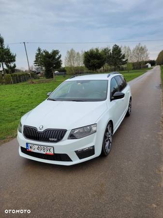 Skoda Octavia 2.0 TDI RS - 2