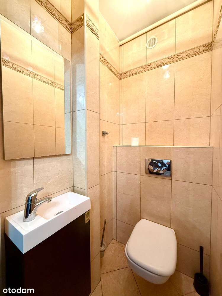 Szukasz przestrzeni? 4 pokoje, balkon, garderoba - gotowe do wejścia!-9