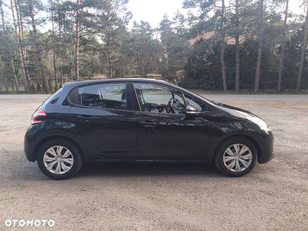 Peugeot 208 1.2 PureTech Active - 4