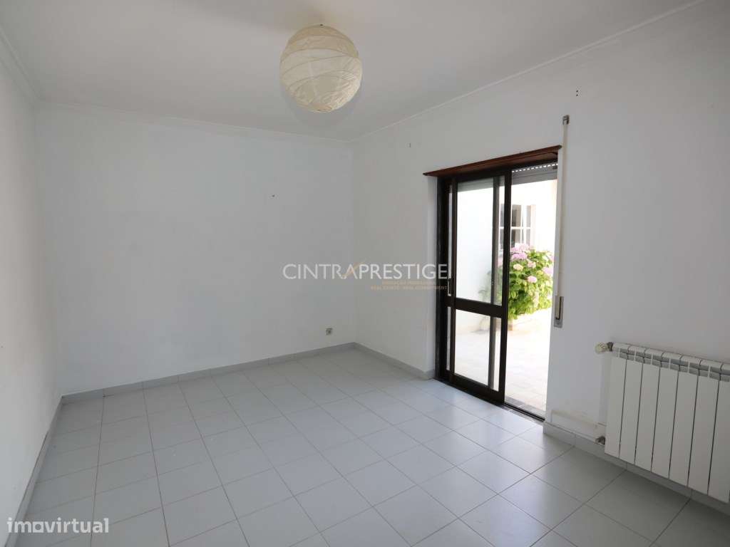 Lourel -Moradia T4 com sotão , garagem e churrasqueira - Conforto, ...-10