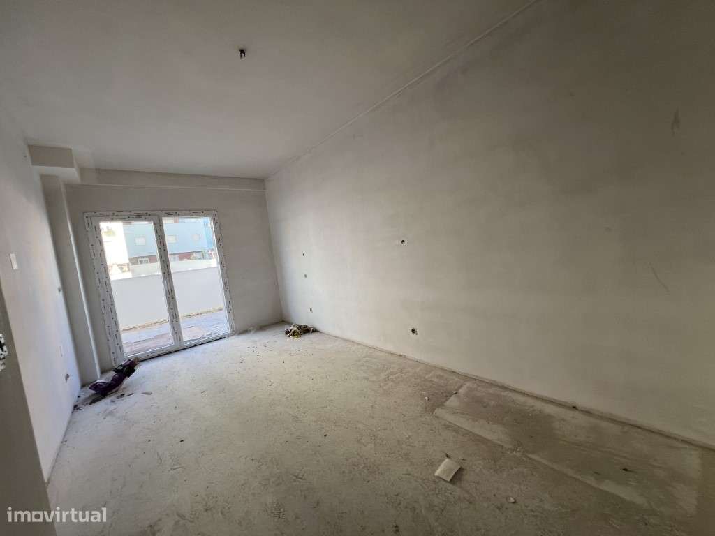 Apartamentos novos em Corroios desde 335.000 euros - Grande imagem: 5/11