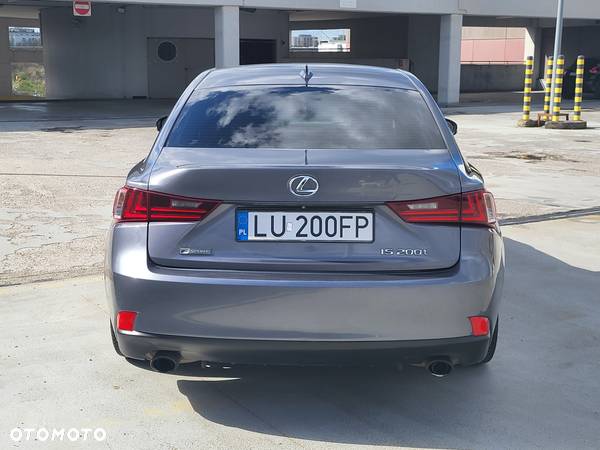 Lexus IS 200t F Sport - 22