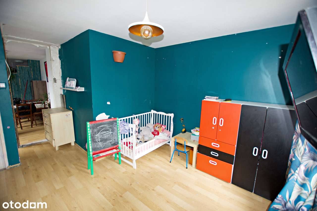 Przestronne 3-pokojowe mieszkanie z piwnicą blisko Term Rzymskich-3