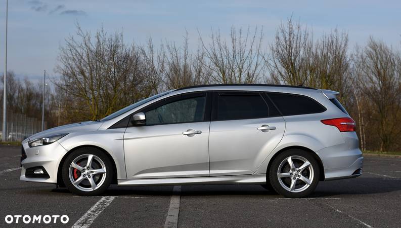 Ford Focus 2.0 TDCi ST-2 - 7