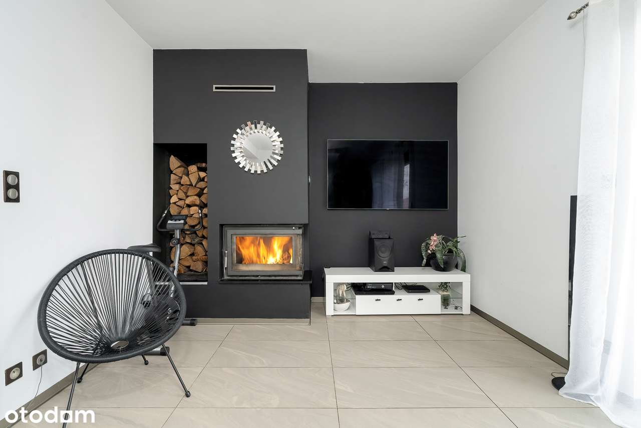 Energooszczędny dom z niezależną częścią mieszkalną-1