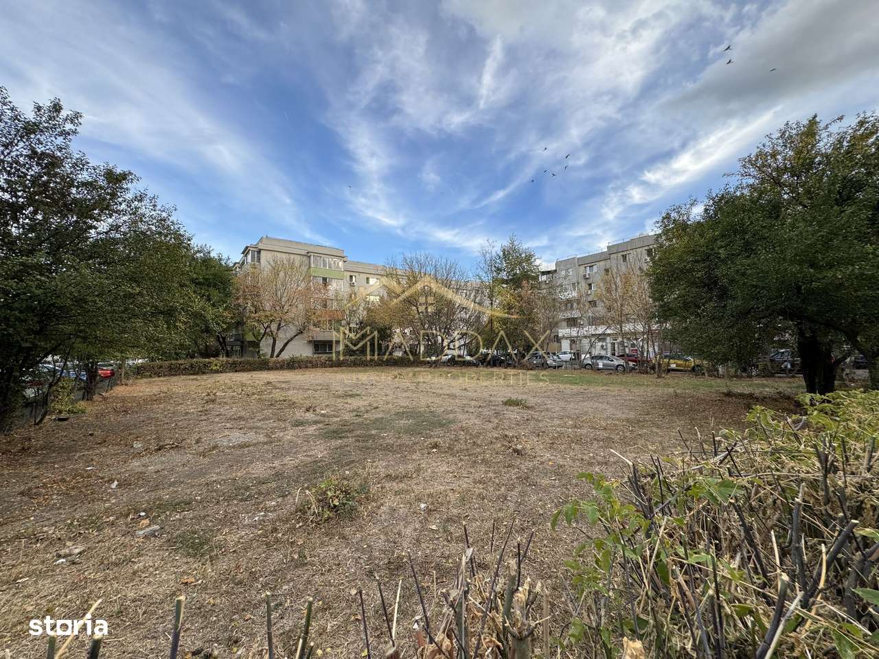 Teren Intravilan ***1155mp*** 2S+P+2E+3R // zona Aviației - Imagine principală: 5/9