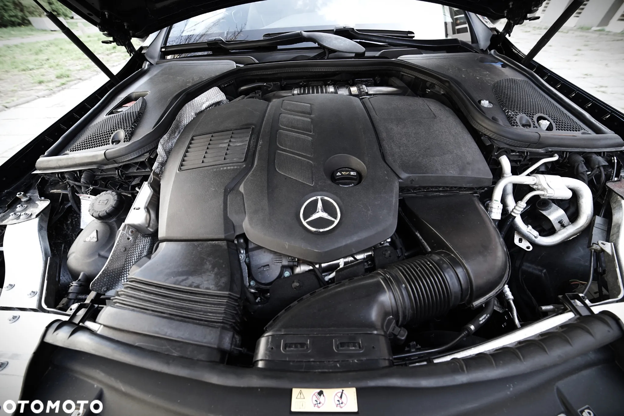 Mercedes-Benz Klasa E 300 d Coupe 9G-TRONIC AMG Line - 19