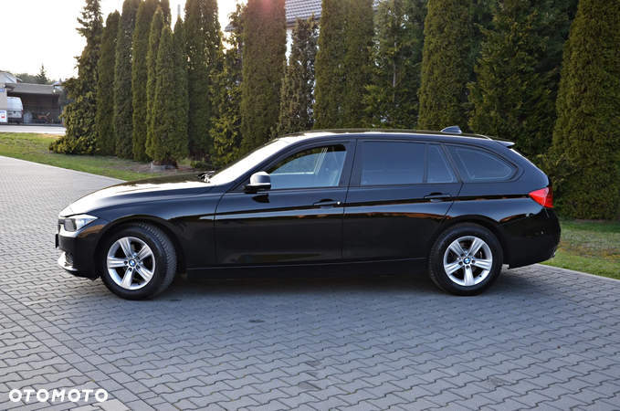 BMW Seria 3 316d Touring - 16