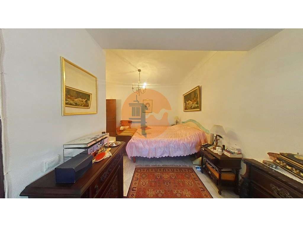 Magnifica Moradia com terreno de grande dimensão !!!-24