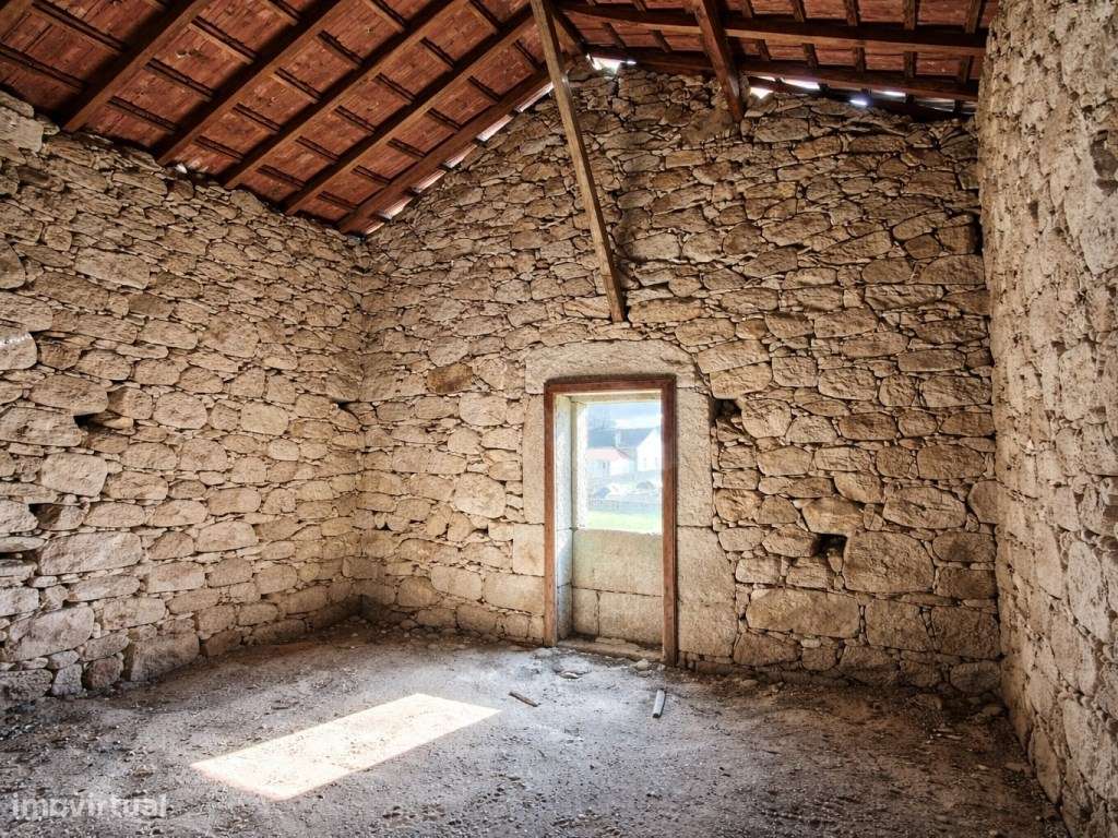 ATIVO TURÍSTICO + QUINTA DE EXCEÇÃO NA BEIRA ALTA-13