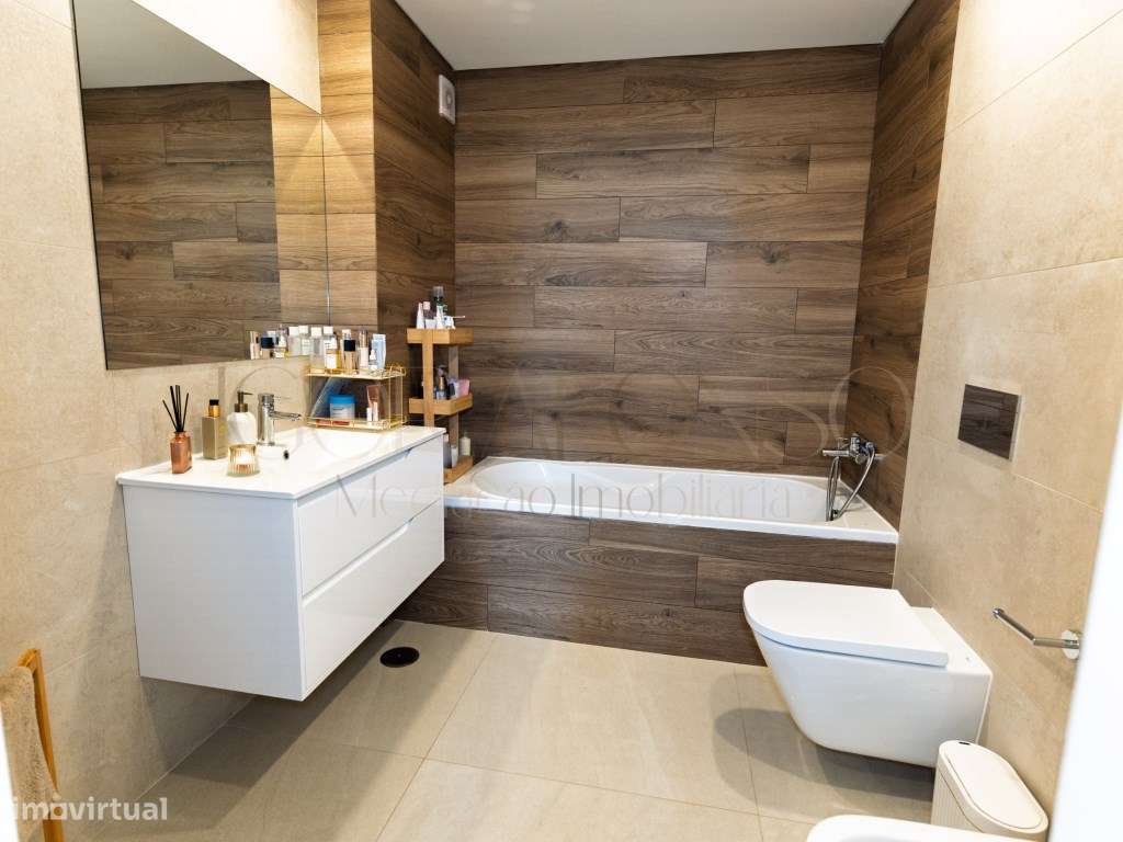 Excelente Apartamento T3 com Suíte, Elevador e Lugar de Garagem - S...-25