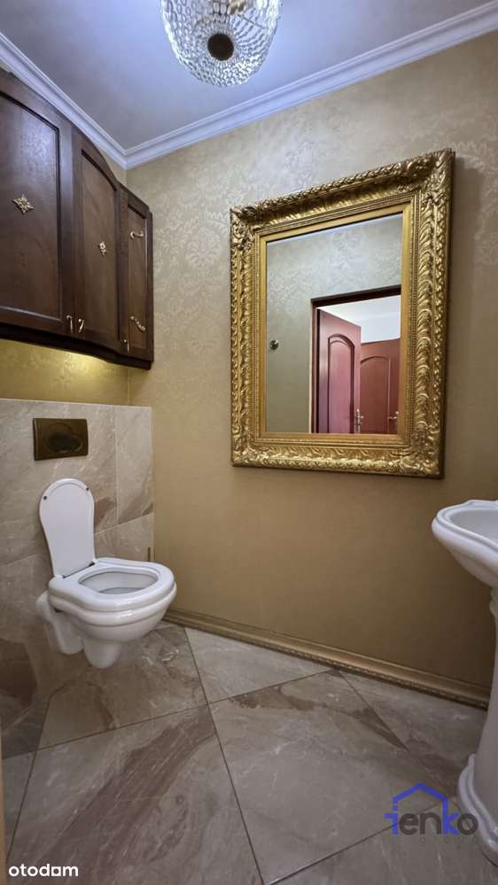 Kancelaria, biuro, a może mieszkanie?-13