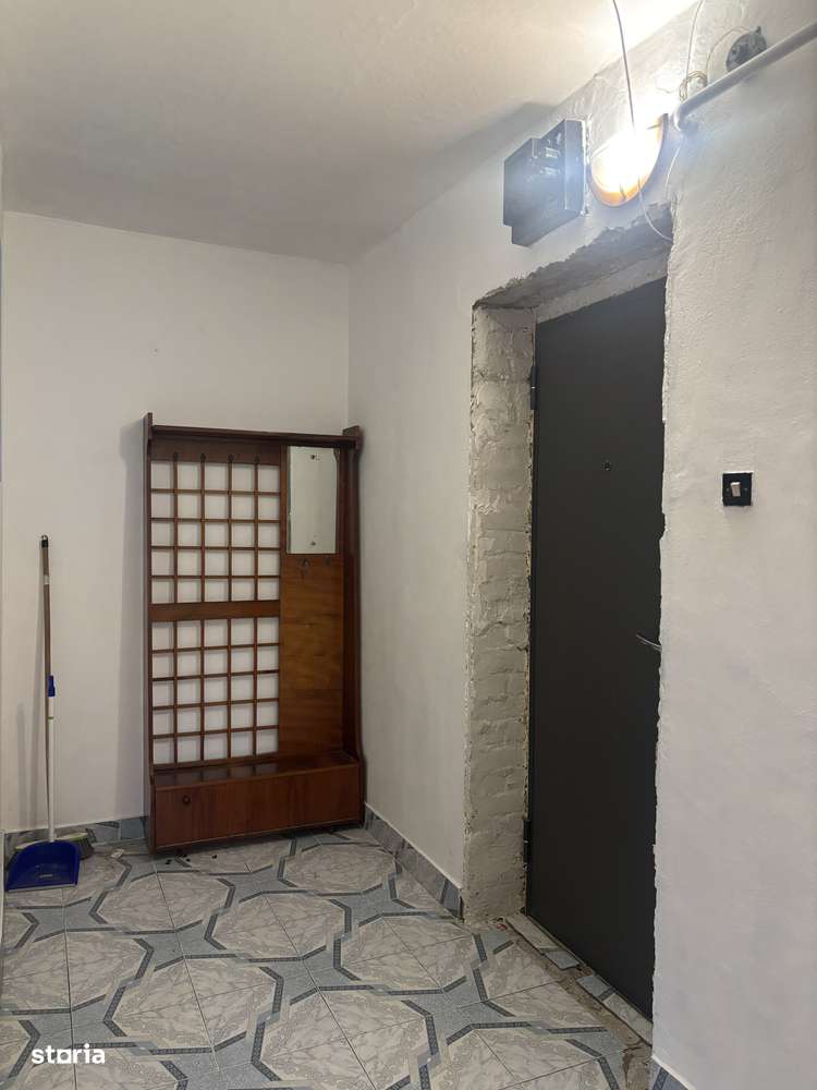 Apartament 2 camere decomandat Școala 7-3
