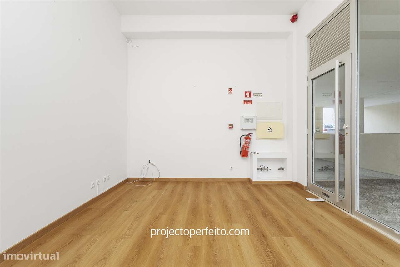 Loja  Arrendamento em Silvalde,Espinho - Grande imagem: 4/7