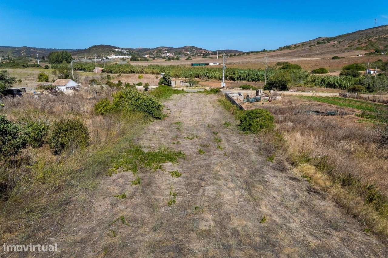 Conjunto de dois terrenos em Budens - Grande imagem: 5/10