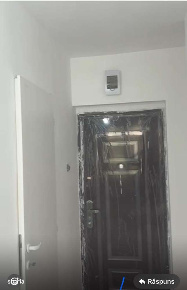 OFERTA DE VANZARE Garsoniera micro 19 et 4 Renovata pret 12.500 Euro-3