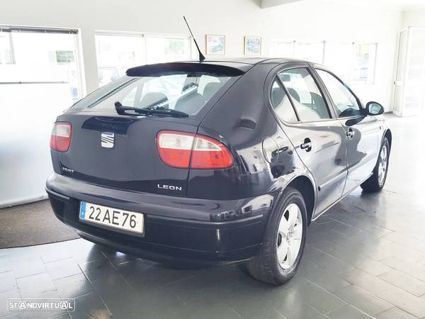 SEAT Leon 1.4 16V Confort JE+AC - 6