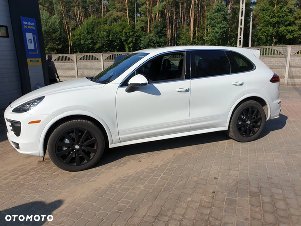 Porsche Cayenne S - 38