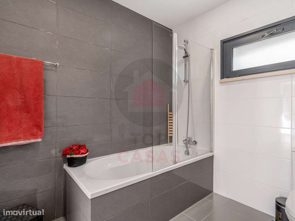 Moradia Contemporânea no Nadadouro com Piscina Aquecida, Bungalow I...-18