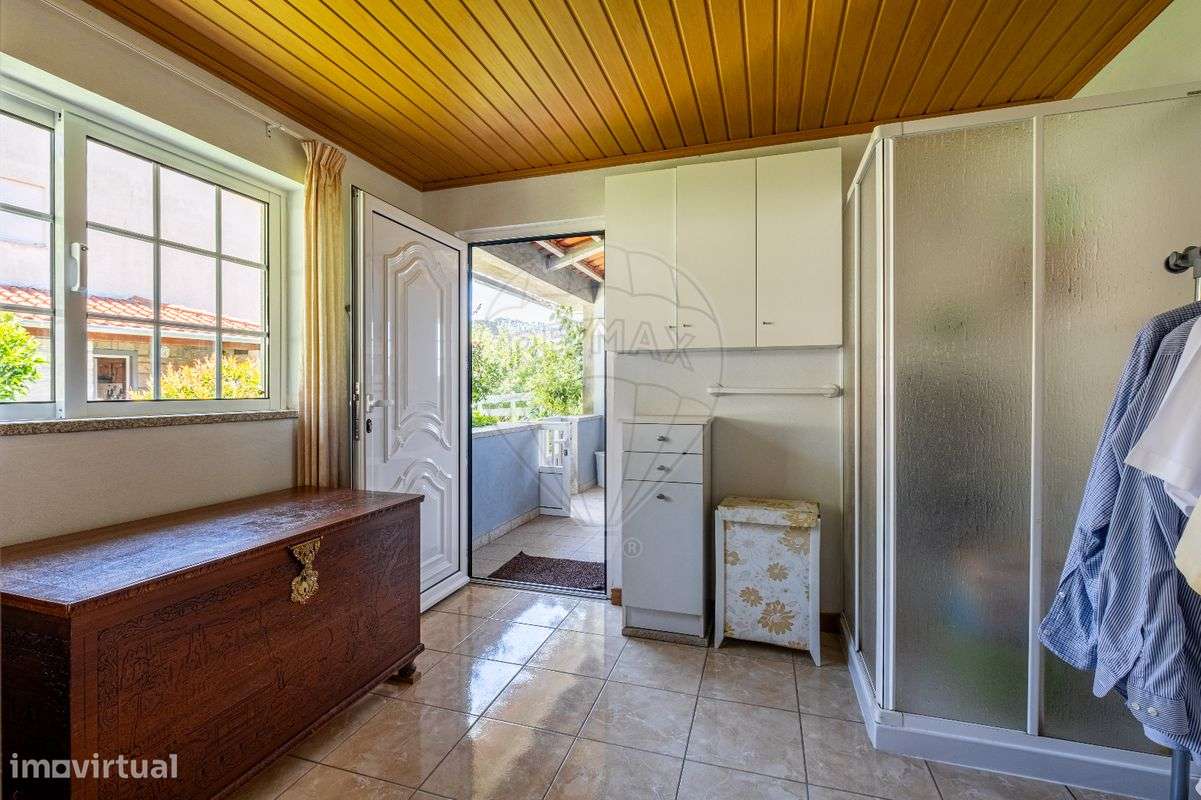 Moradia T4 para venda-32