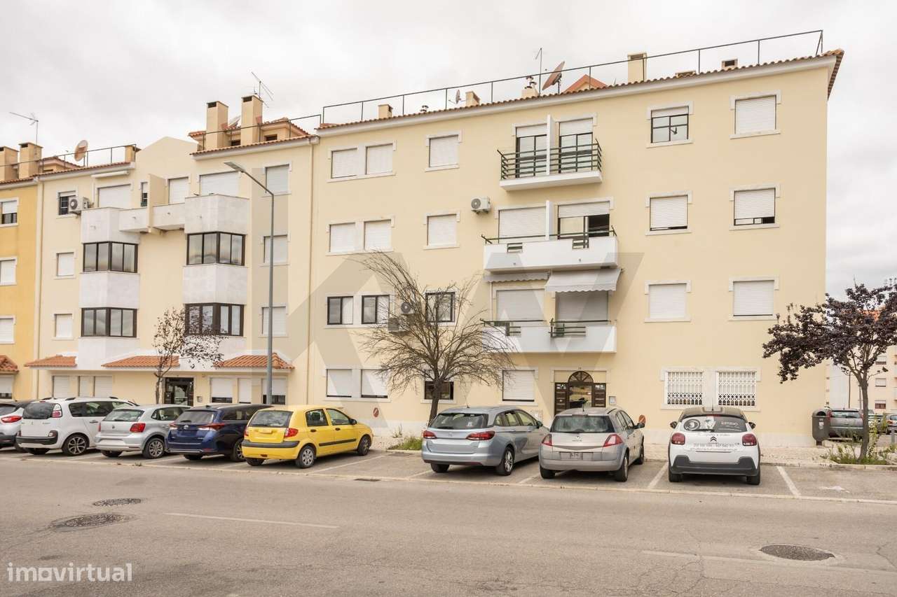 Apartamento T2 na Moita – 94m2, Arrecadação no Sótão, Varandas e Local - Grande imagem: 3/35