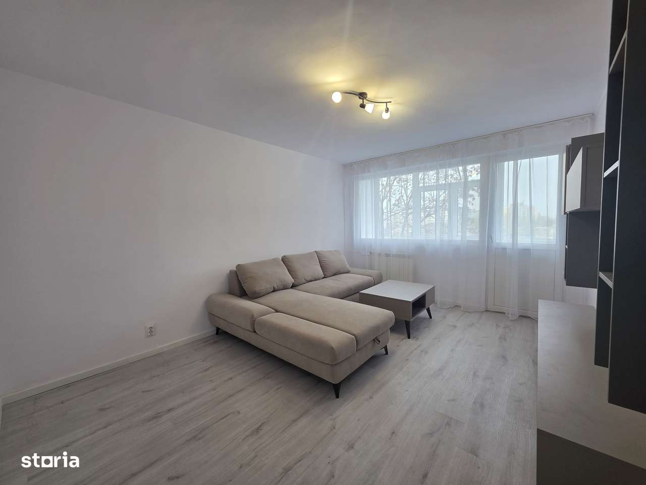 Vanzare apartament 2 camere Eroii Revolutiei, str. Vigoniei, cf.I, dec-3
