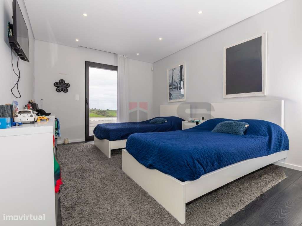 Refúgio Moderno com Vista e Design no Pico da Pedra, Ilha de São Mi...-56