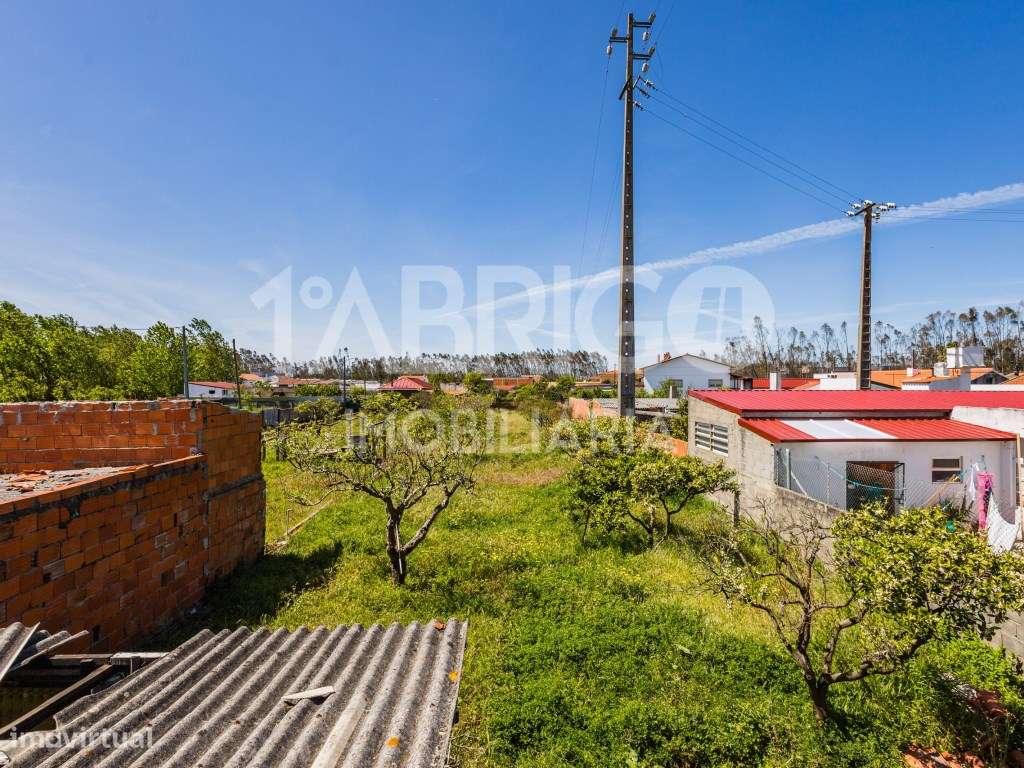 Moradia T2 com Terreno - (Imóvel sem licença de utilização, escritu...-20