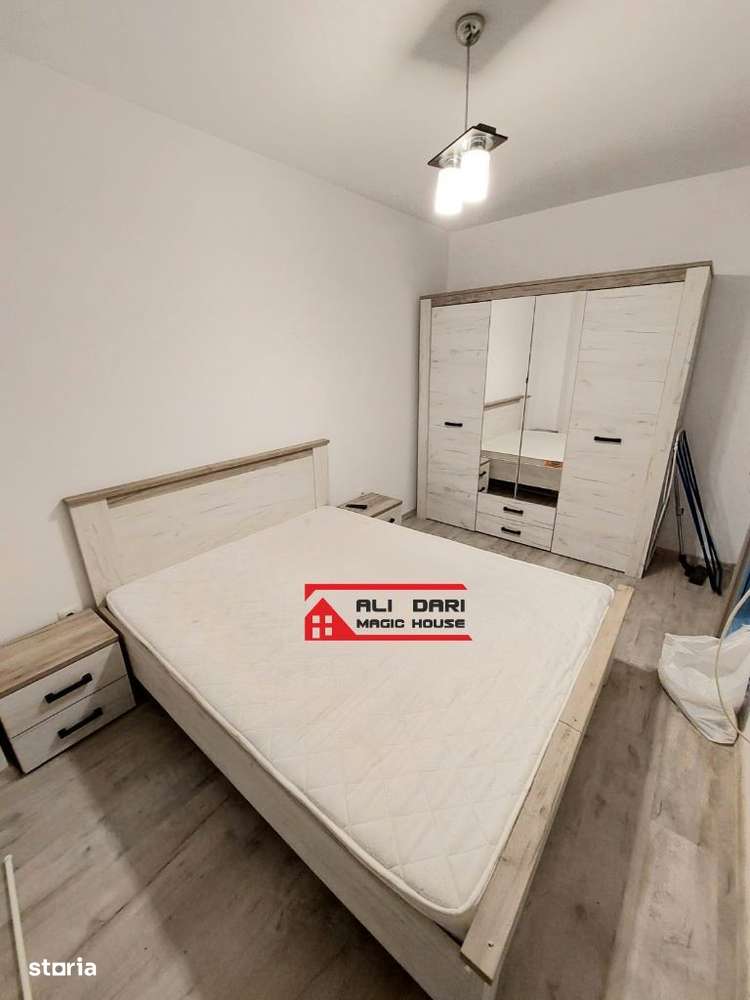 Str Galaxiei, zona Calea Baciului-Petrom cu loc de parcare - Imagine principală: 4/13