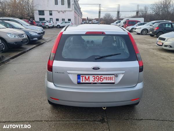 Ford Fiesta - 5