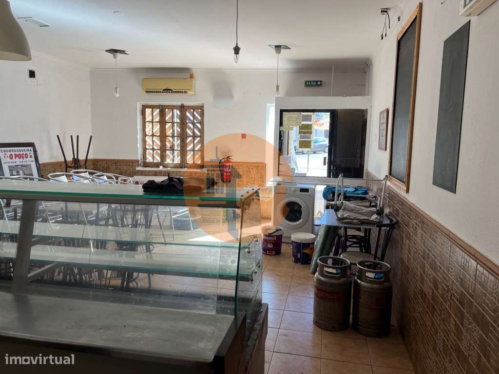 Moradia para recuperar - Grande imagem: 2/12