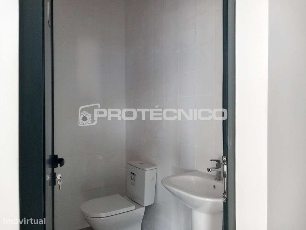 Armazém c/ 300m2 – Z. I. Cacia - Grande imagem: 4/8