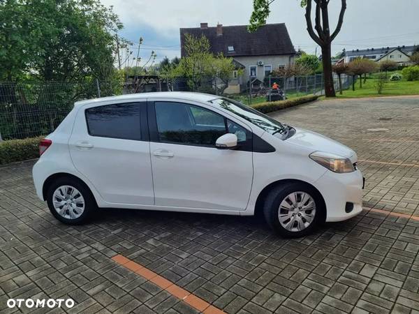 Toyota Yaris 1.33 Premium - 7