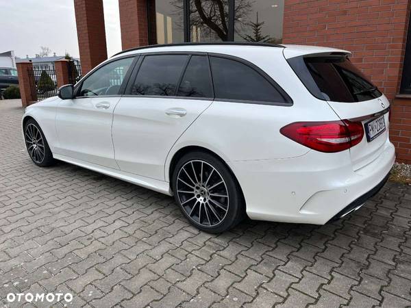 Mercedes-Benz Klasa C 250 (BlueTEC) d T 7G-TRONIC AMG Line - 3