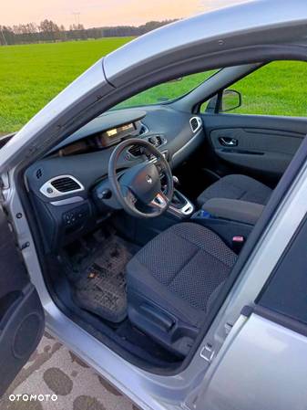 Renault Scenic - 5