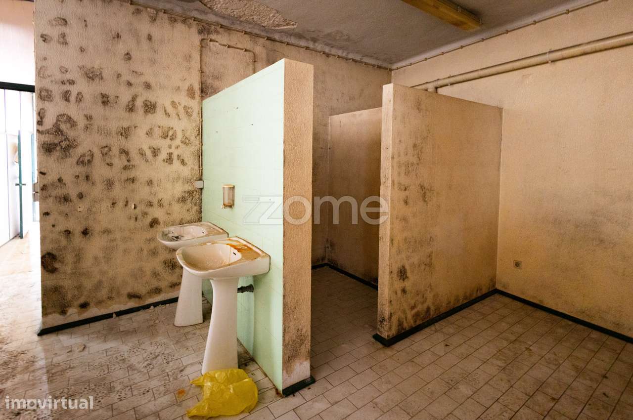 Prédio 4 Pisos |Loja|Garagens| Centro Arganil | Investimento-17
