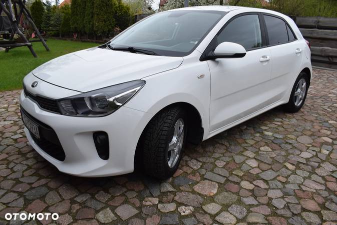 Kia Rio - 5