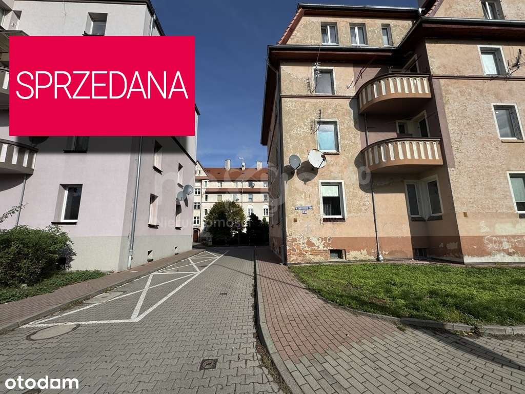 Mieszkanie 2 pokoje, oddzielna kuchnia, piwnica!-8