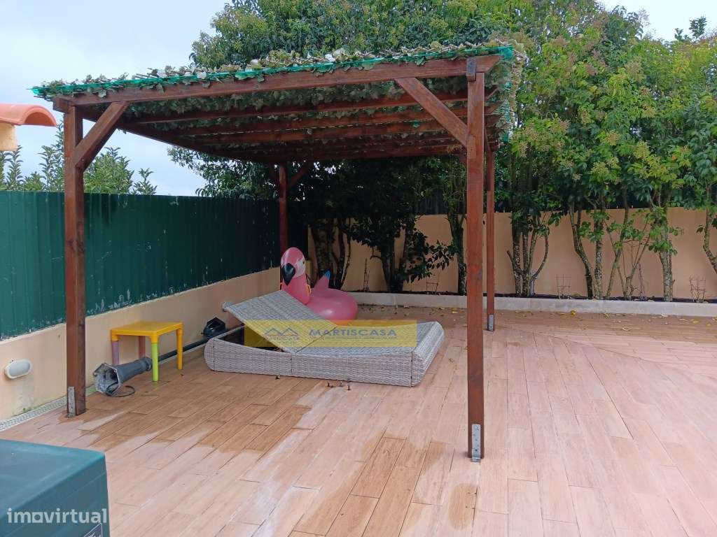 MORADIA DE LUXO V3 COM PISCINA e QUINTA- TERRUGEM-45