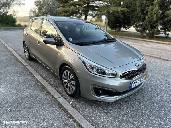 Kia Ceed 1.4 CRDi Nav Line - 3